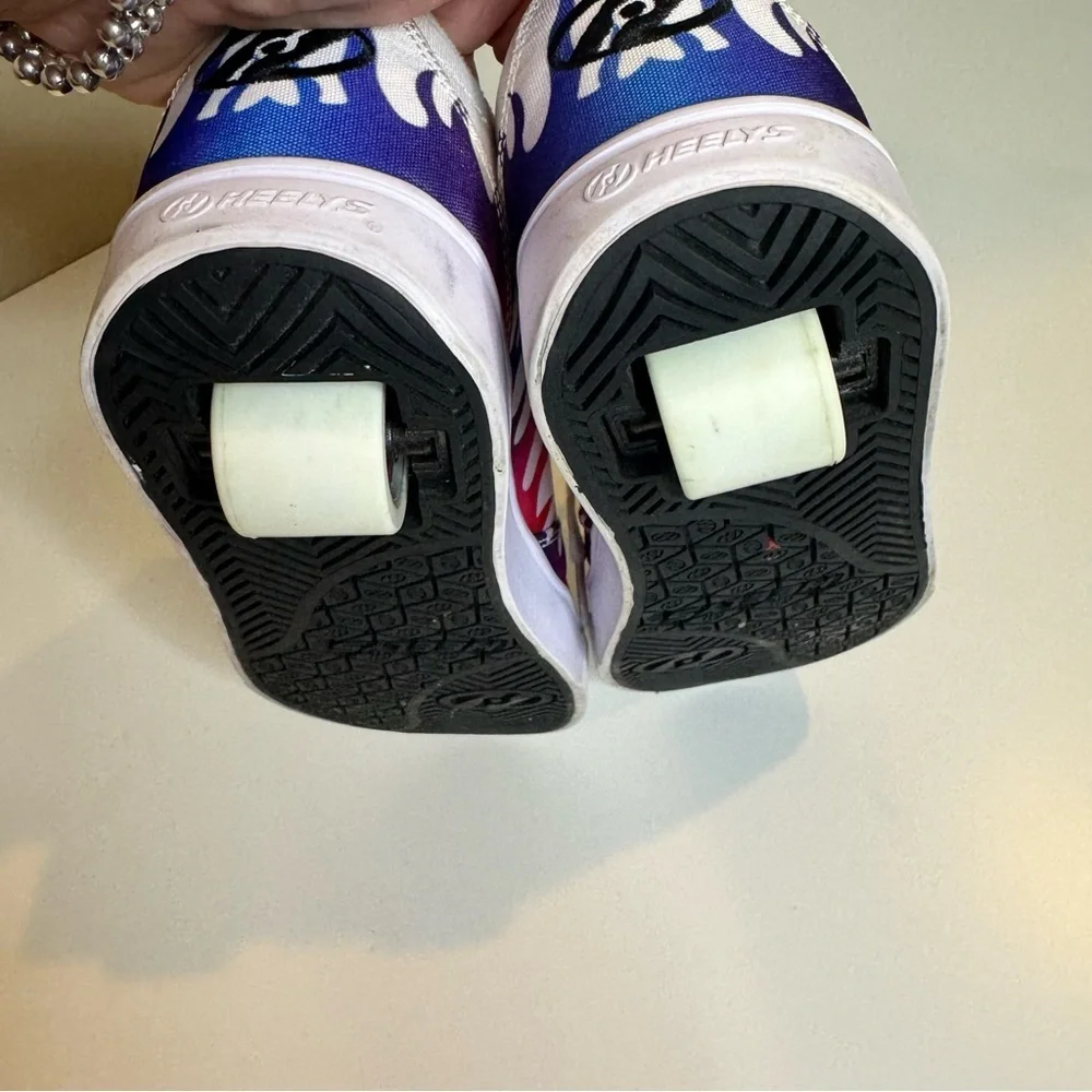 HEELYS Unisex-Child Wheeled Footwear Skate Shoe size 3